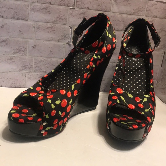 Penthouse Black and Red Cherry Pinup Platforms - Picture 3 of 14